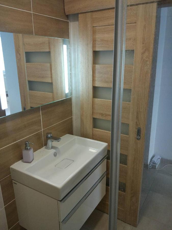 Moderny Apartman S Krbom A Klimatizaciou Прешов Экстерьер фото
